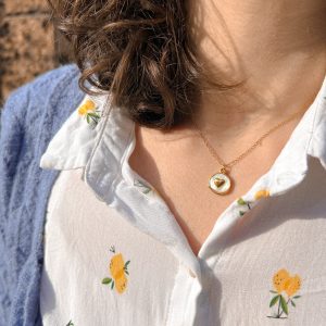 collier opala porté