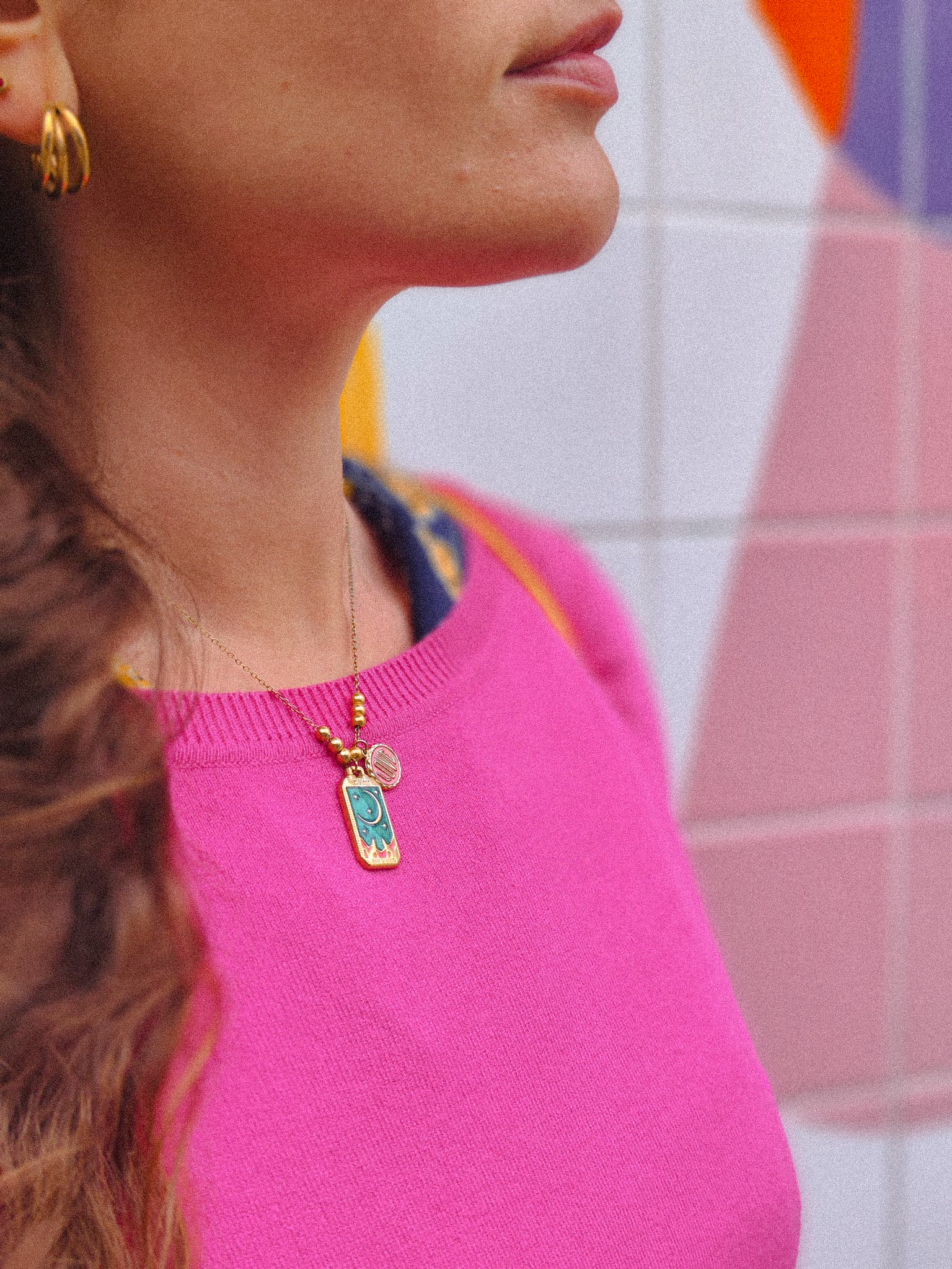 collier noita porté collier noita porté