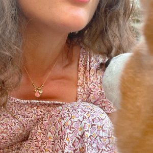 collier amicia porté