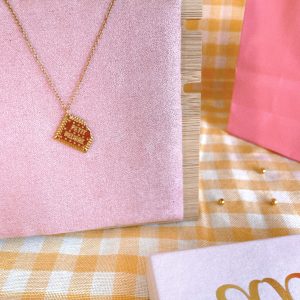collier pepita