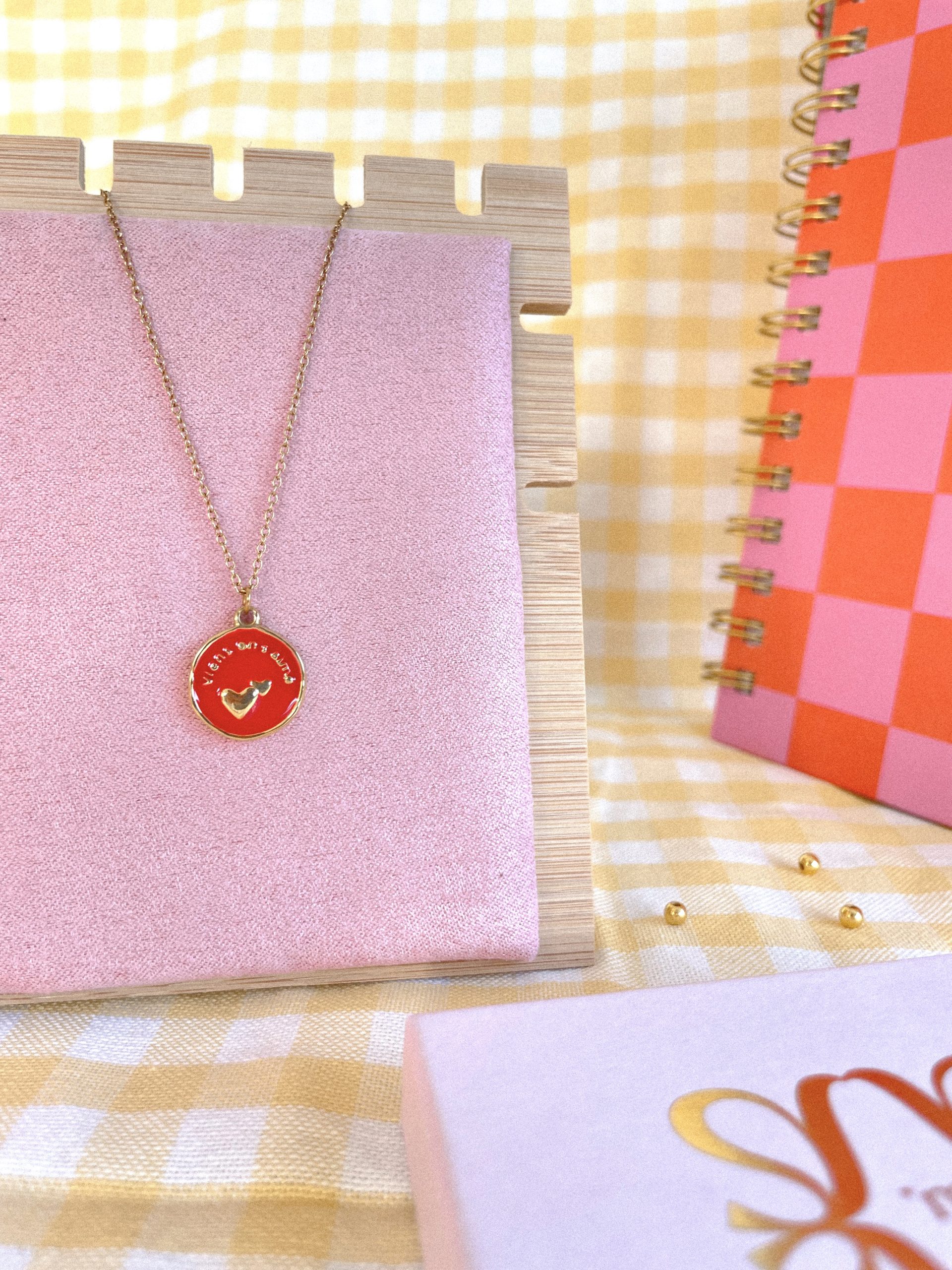 collier emma collier emma